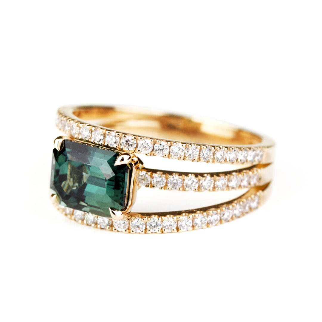 Chenonceau bague saphir teal vert bleu trois anneaux diamants en or rose Compagnie des Gemmes Paris